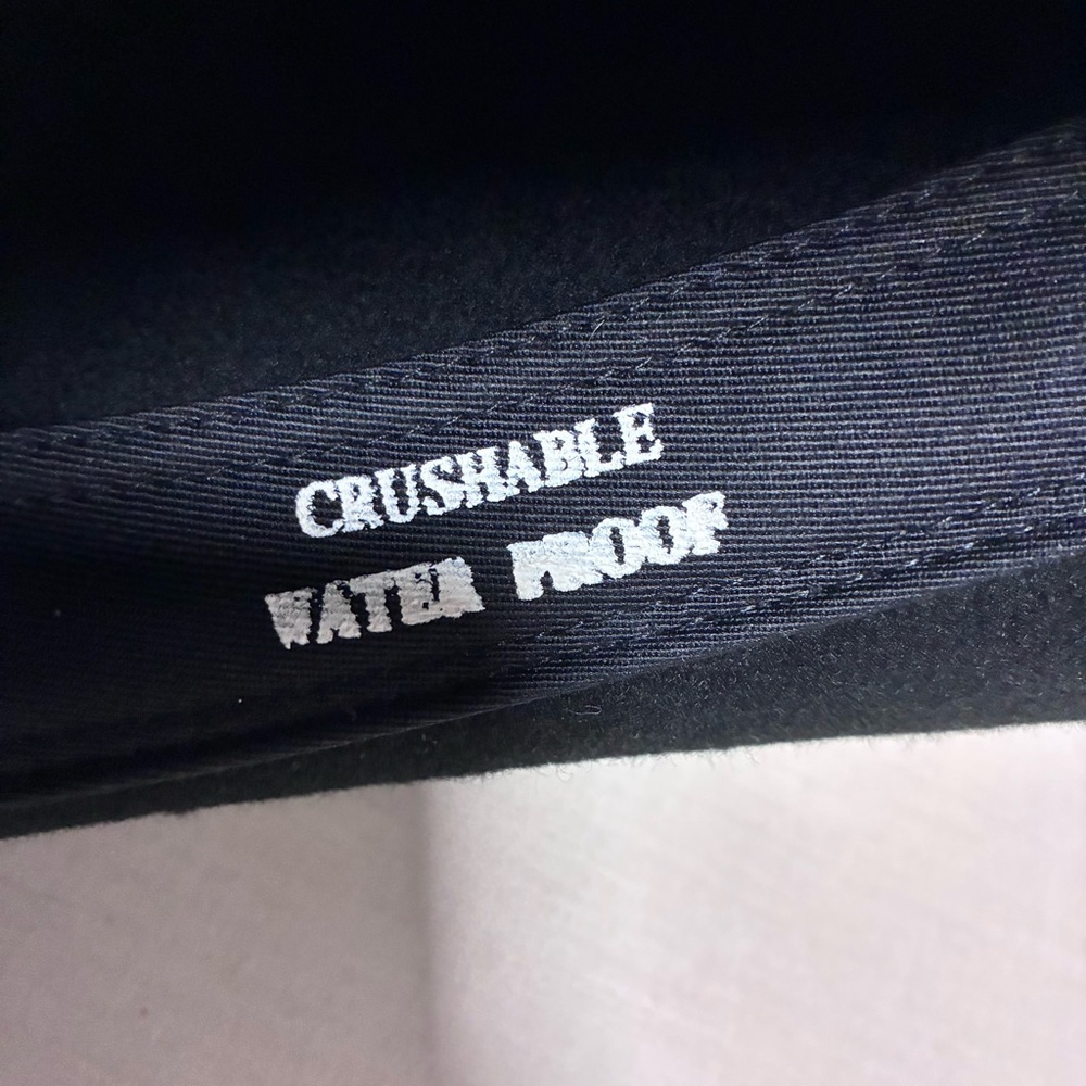 Canadian Leather Creations - Black Crushable Waterproof Wool Hat - L - Picture 9 of 9